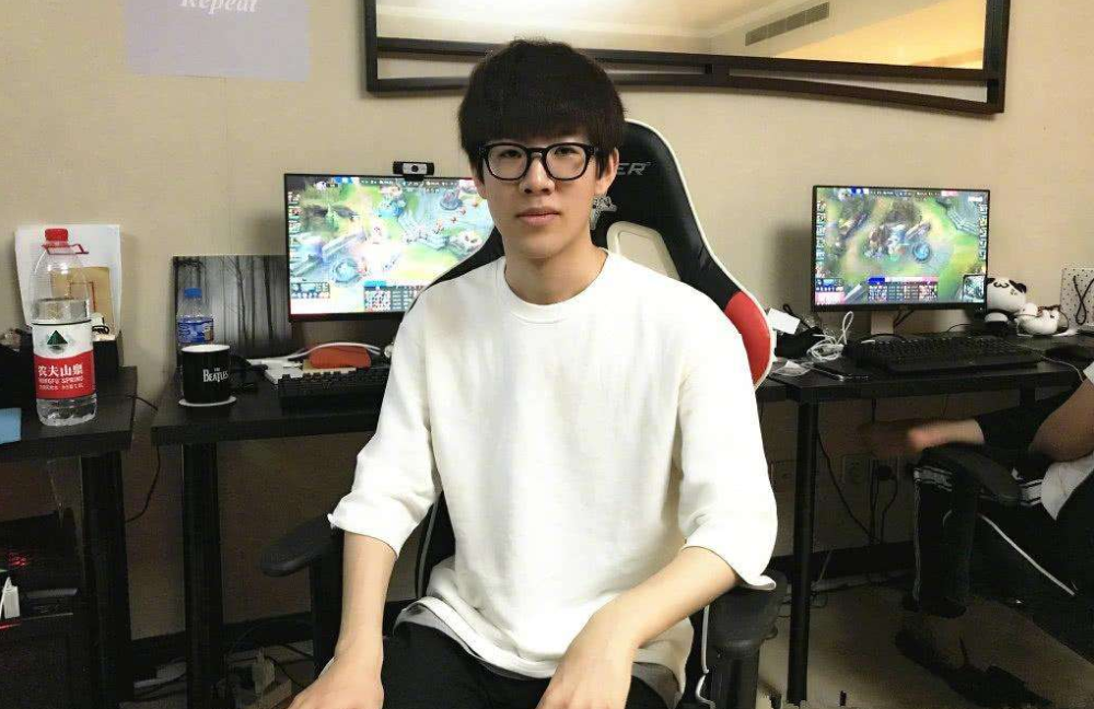 高位手递手 高位手递手